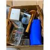 Image 1 : BOX LOT