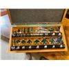 Image 1 : WOOD ROUTER BIT SET