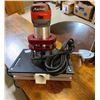 Image 1 : COMPACT ROUTER WITH BRACKET
