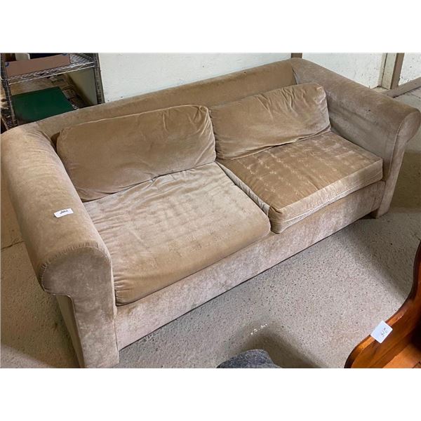 6.5FT COUCH WITH PULL-OUT BED