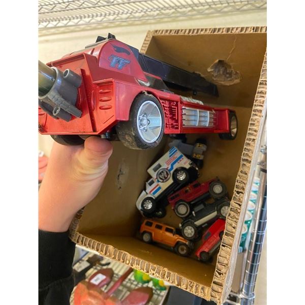 BOX LOT OF TOY CARS