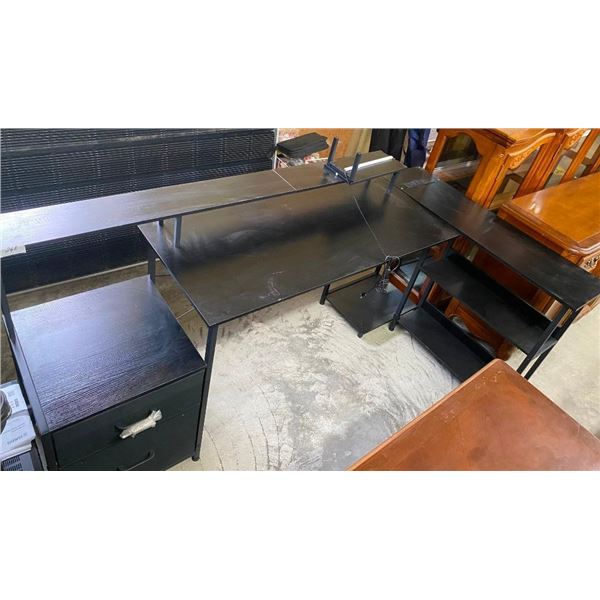 6FTX40IN L-DESK - ONE PIECE BROKE AS SEEN IN PIC