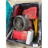 Image 1 : BOX LOT