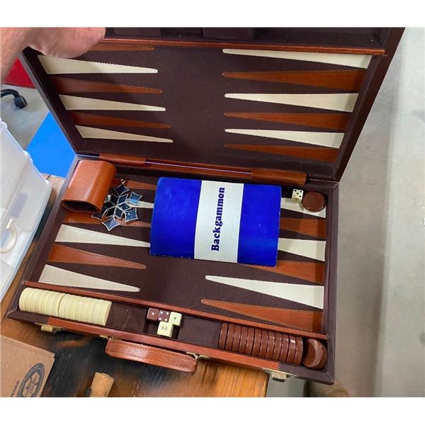 BACKGAMMON GAME