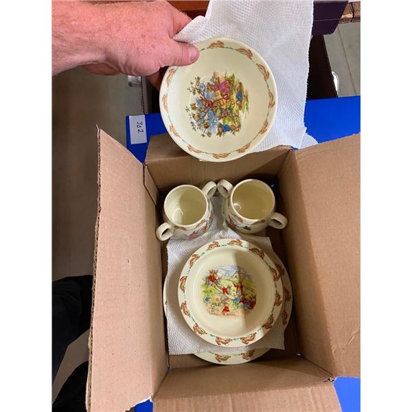 5 PCS OF ENGLISH FINE BONE CHINA