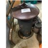 Image 1 : 2 BIRD FEEDERS