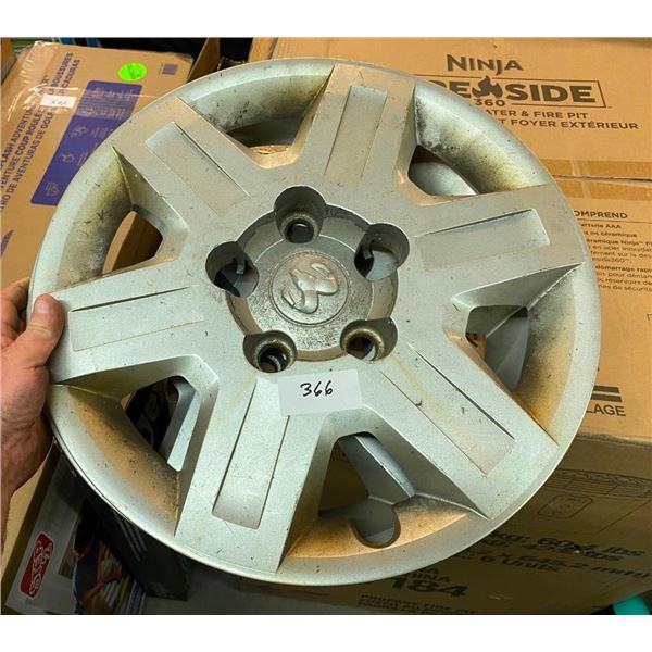 2 DODGE 17.5IN HUB COVERS