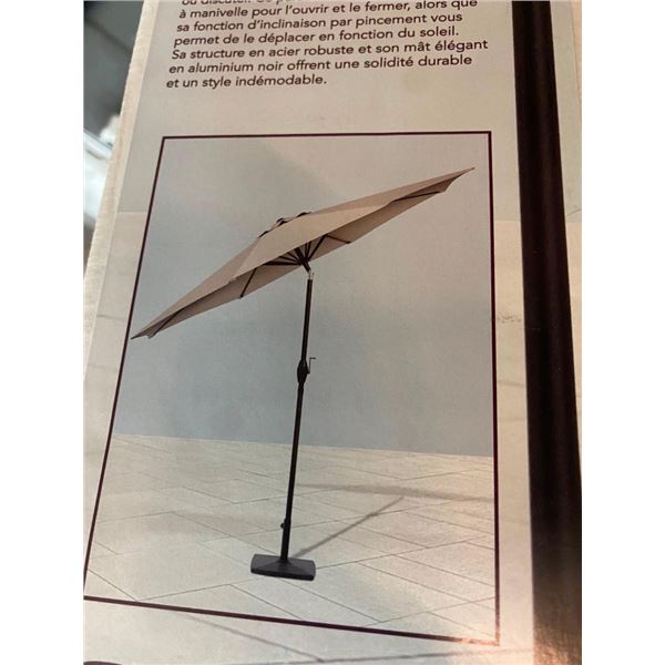USED PATIO UMBRELLA- MISSING BASE