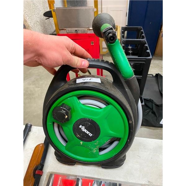 PORTABLE RETRACTABLE GARDEN HOSE AND REEL
