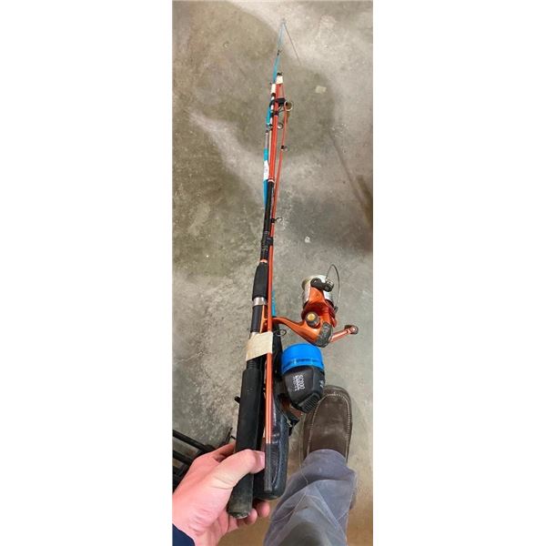 3 FISHING RODS