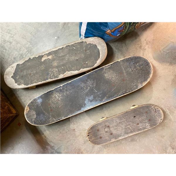 3 SKATEBOARDS
