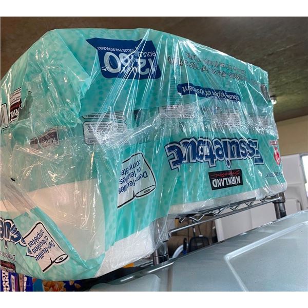 12 JUMBO ROLLS OF PAPER TOWEL