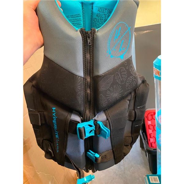 ADULT SIZE S LIFE JACKET
