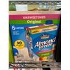 Image 1 : 6L OF ALMOND BREEZE