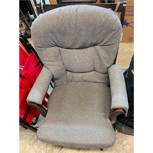 GLIDER ROCKING CHAIR