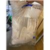 Image 1 : 2 QUEEN SIZE CALVIN KLEIN PILLOWS