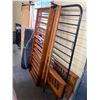 Image 2 : 76IN FOLDABLE WOODEN FUTON COUCH