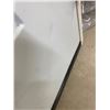 Image 3 : 32IN EXTERIOR DOOR - HAS SOME SCRATCHES AND DING ON BOTTOM CORNER OF DOOR