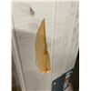 Image 4 : 32IN EXTERIOR DOOR - HAS SOME SCRATCHES AND DING ON BOTTOM CORNER OF DOOR