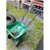 Image 1 : LAWN SPREADER