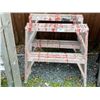 Image 1 : 2 STEP STOOLS