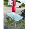 Image 1 : PATIO TABLE WITH UMBRELLA