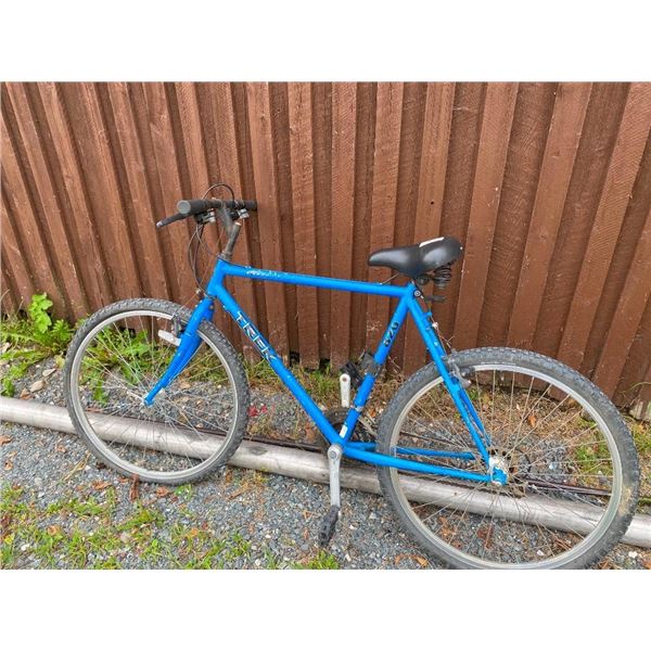 TREK BICYCLE