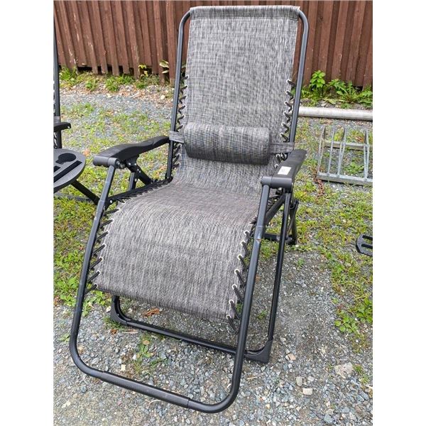 LAWN / CAMPING CHAIR
