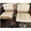 Image 1 : 2 BAR STOOLS