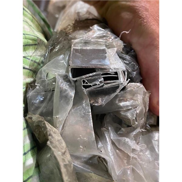 12 FT BUNDLE OF ALUMINUM PCS