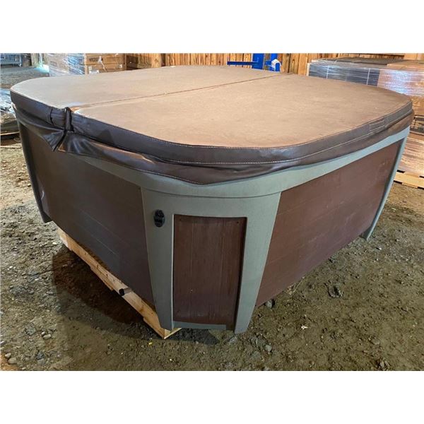 7X7FT AQUATERRA HOT TUB WITH COVER - USED AND UNTESTED