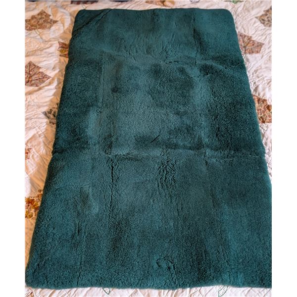 Sheer Comfort Genuine Unused Sheepskin Pad 36" x 28"