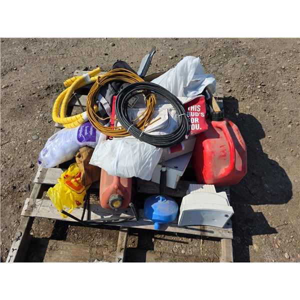 Misc. Pallet inc. Gas Cans etc.