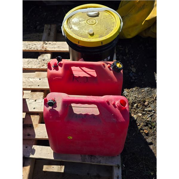 (2) Jerry Cans, Bucket of OW4O (approx. ¼ full)