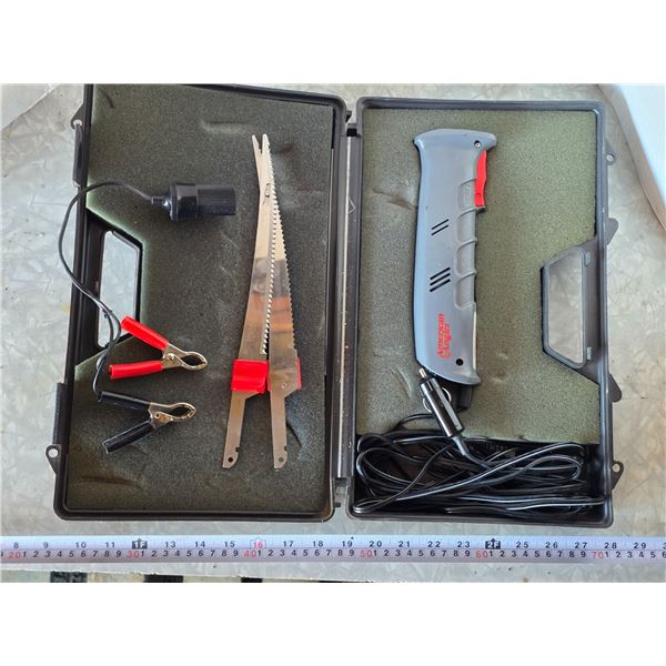American angler electric knife- looks new- untested