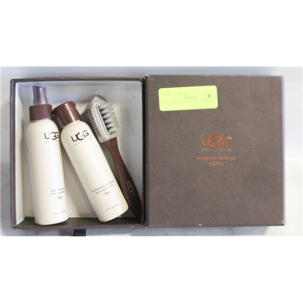 UGG SHEEPSKIN CLEANING KIT.