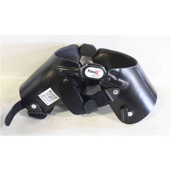 THE KNEE CENTRE KNEE BRACE