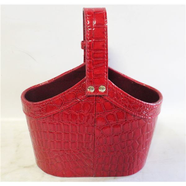 RED MAKEUP ORGANIZER