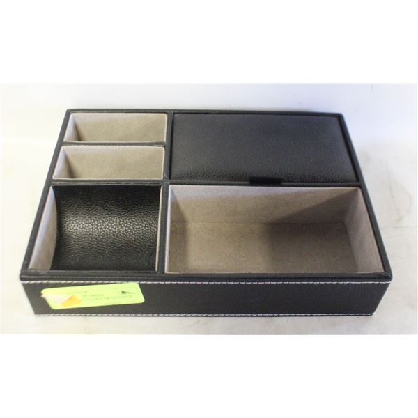 VELVET JEWELLERY ORGANIZER