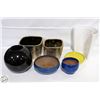 Image 1 : PLANTER / VASE BUNDLE