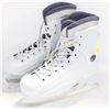 Image 1 : ESTATE LADIES SZ 8 ICE SKATES - USED