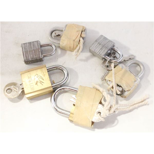 BAG WITH 6 LOCKS WITH KEYS