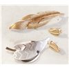 Image 1 : LEAF BROOCHES
