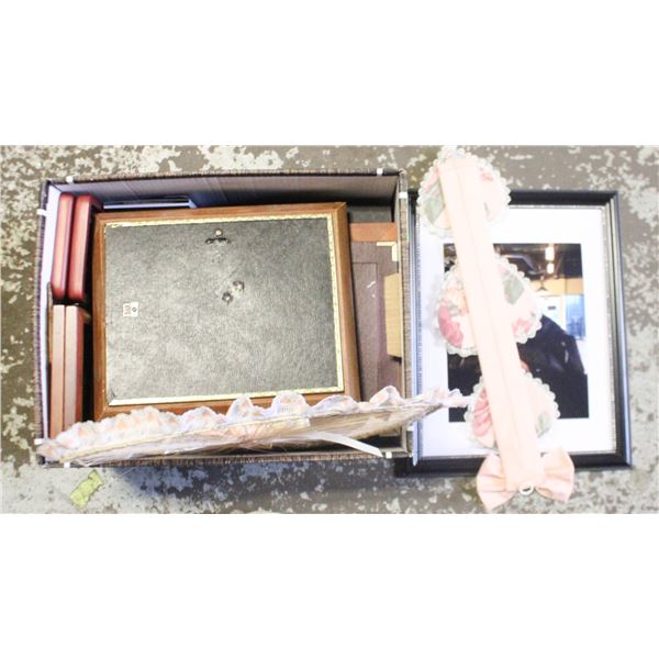 PICTURE FRAMES