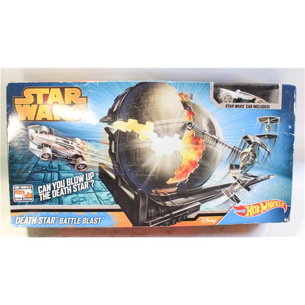 SEALED HOT WHEELS STAR WARS DEATH STAR BATTLE