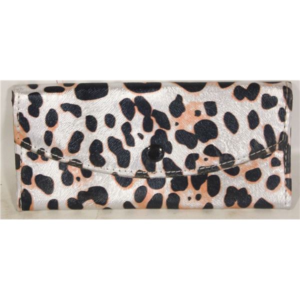 METTALIC SILVER LEOPARD PRINT WALLET