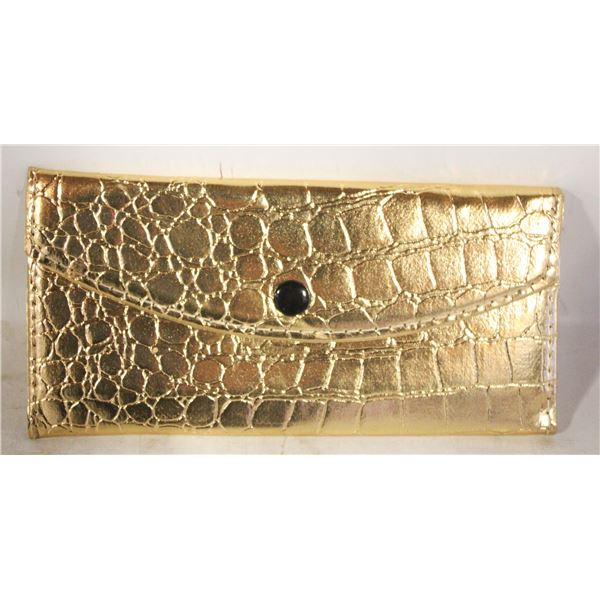 GOLD CROCODILE PATTERN WALLET