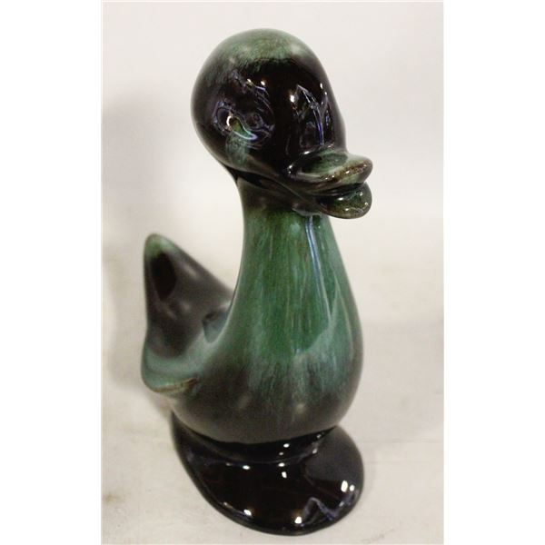 VINTAGE BLUE MOUNTARY POTTERY DUCK