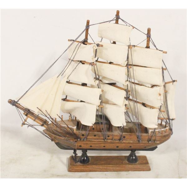 VINTAGE WOODEN SHIP 1970