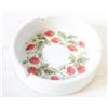 Image 1 : WHITE CEREMIC ASHTRAY STRAWBERRY